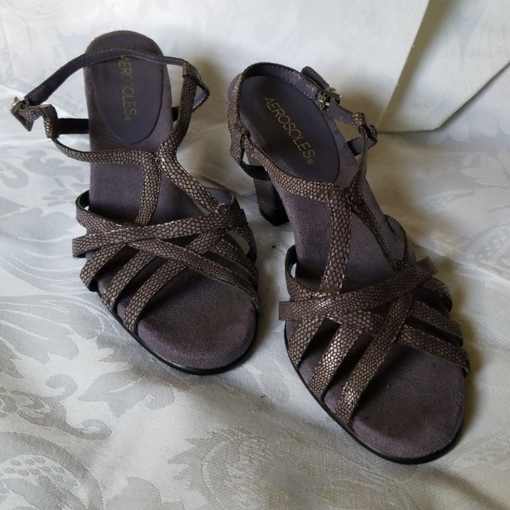 Aerosoles "Scot Free" slingback heels